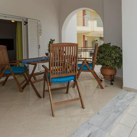 Thano'S Stylish Flat Just 150M To The Beach Farai Экстерьер фото