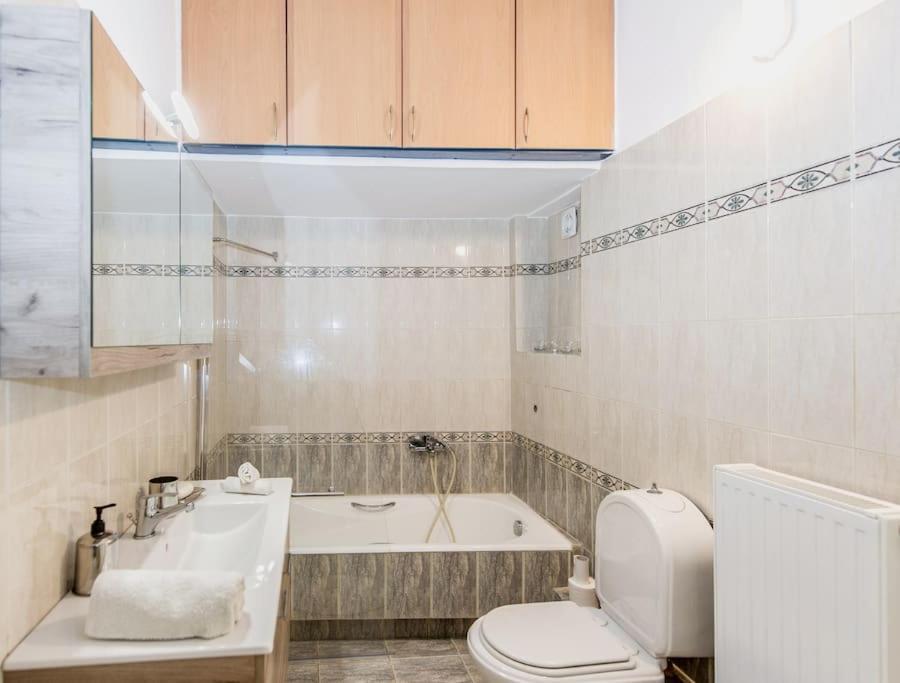 Thano'S Stylish Flat Just 150M To The Beach Farai Экстерьер фото